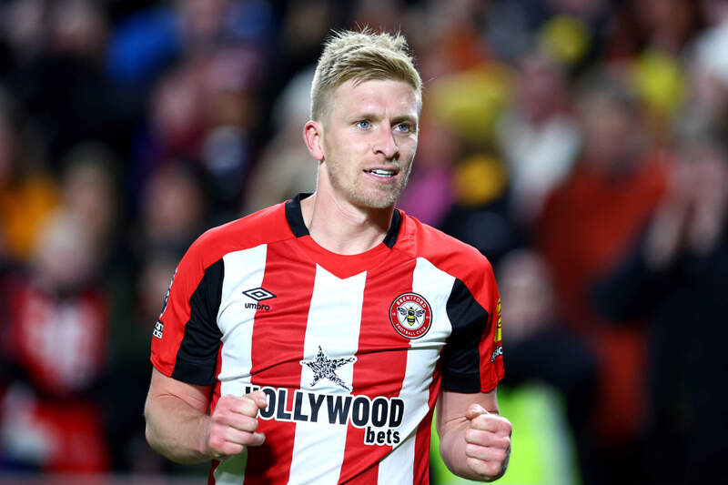 Ben Mee - Chốt chặn đáng tin cậy nơi hàng thủ bóng đá Anh